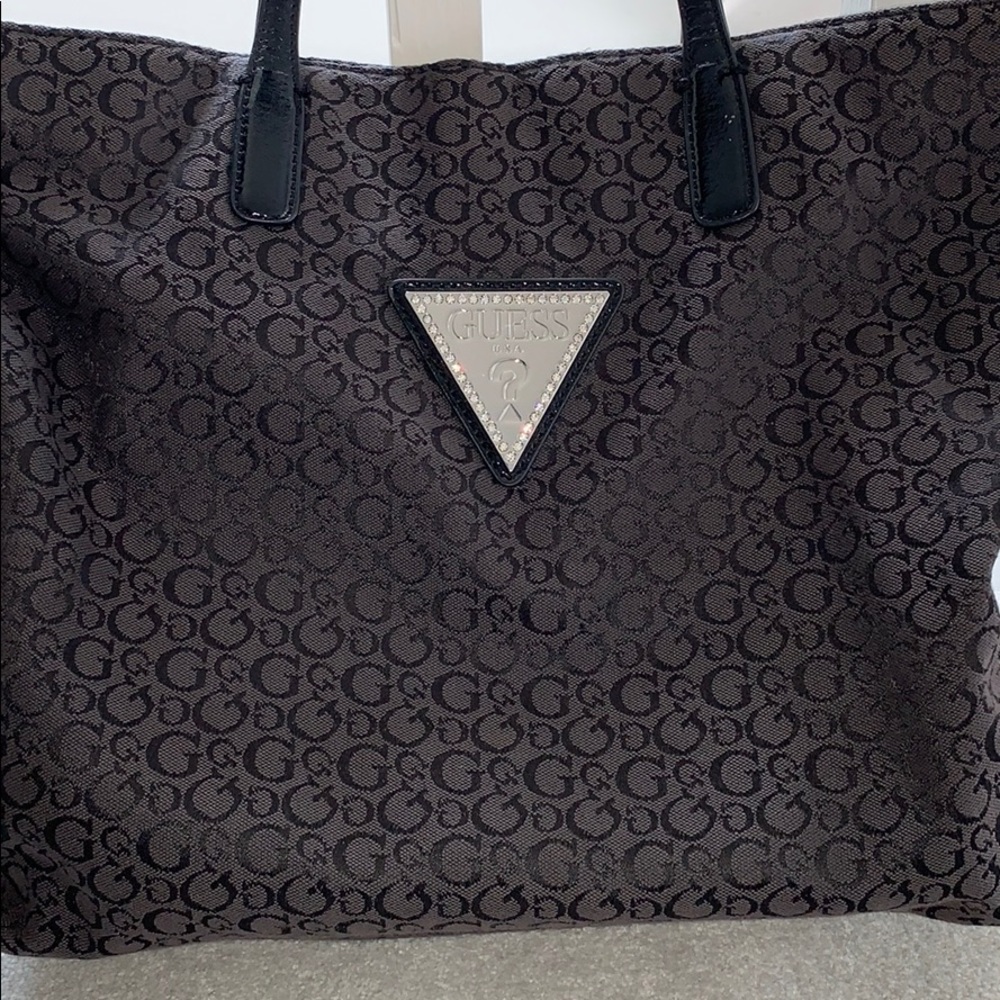 Black Guess Bag